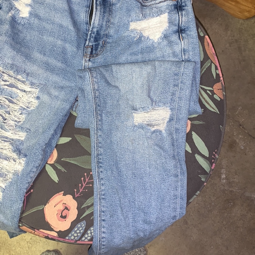 SOLD - Picture 3 of 4